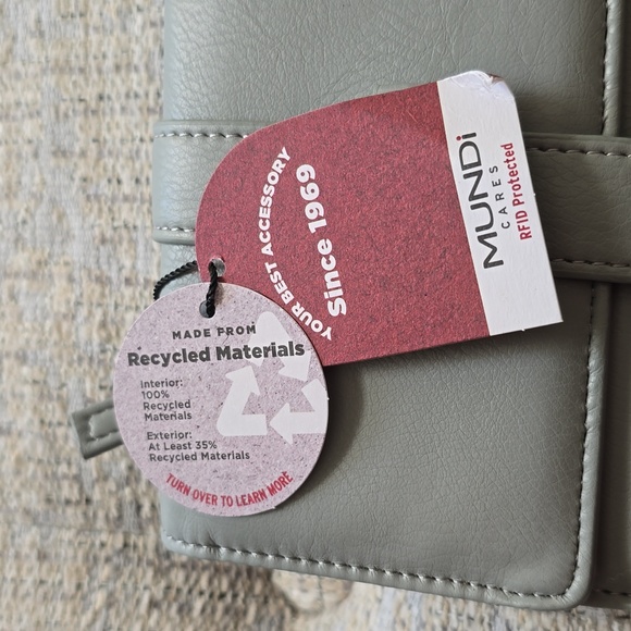 MUNDI BRAND WOMEN'S GRAY WALLET WITH RFID PROTECTION - Picture 10 of 16